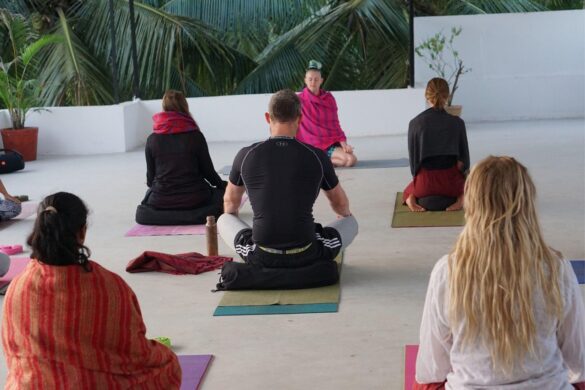 Amazon Review: complete yoga home kits Tested for Comfort Grip and Value